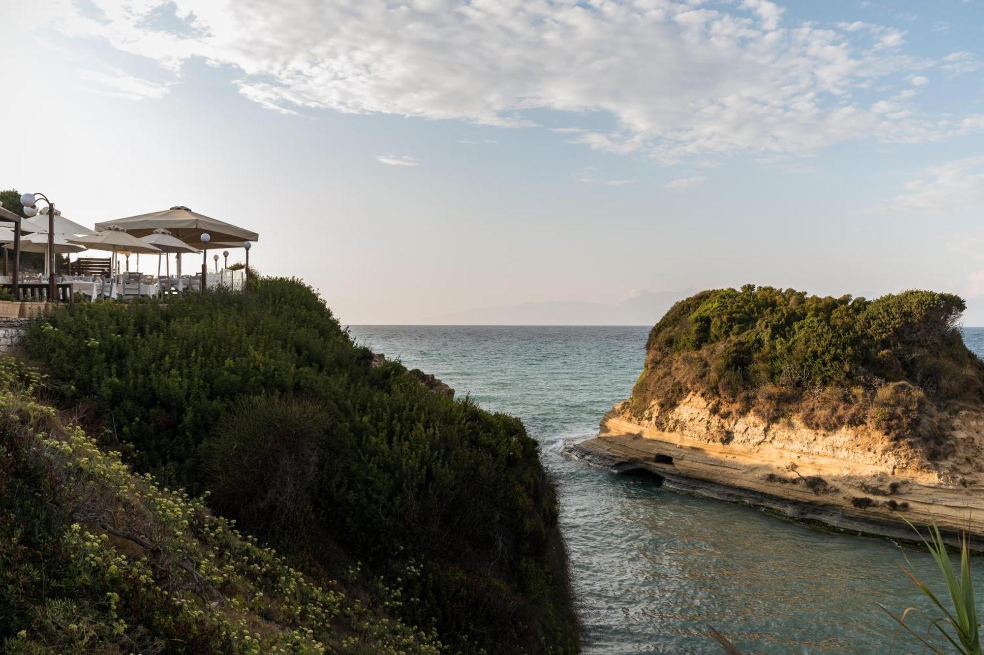 Akron Seascape Resort, A Member Of Brown Hotels Sidari  Exterior photo